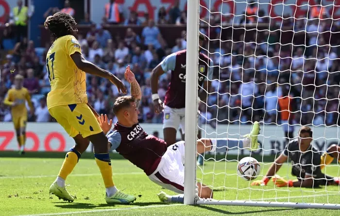 REPORT | Aston Villa 2-1 Everton