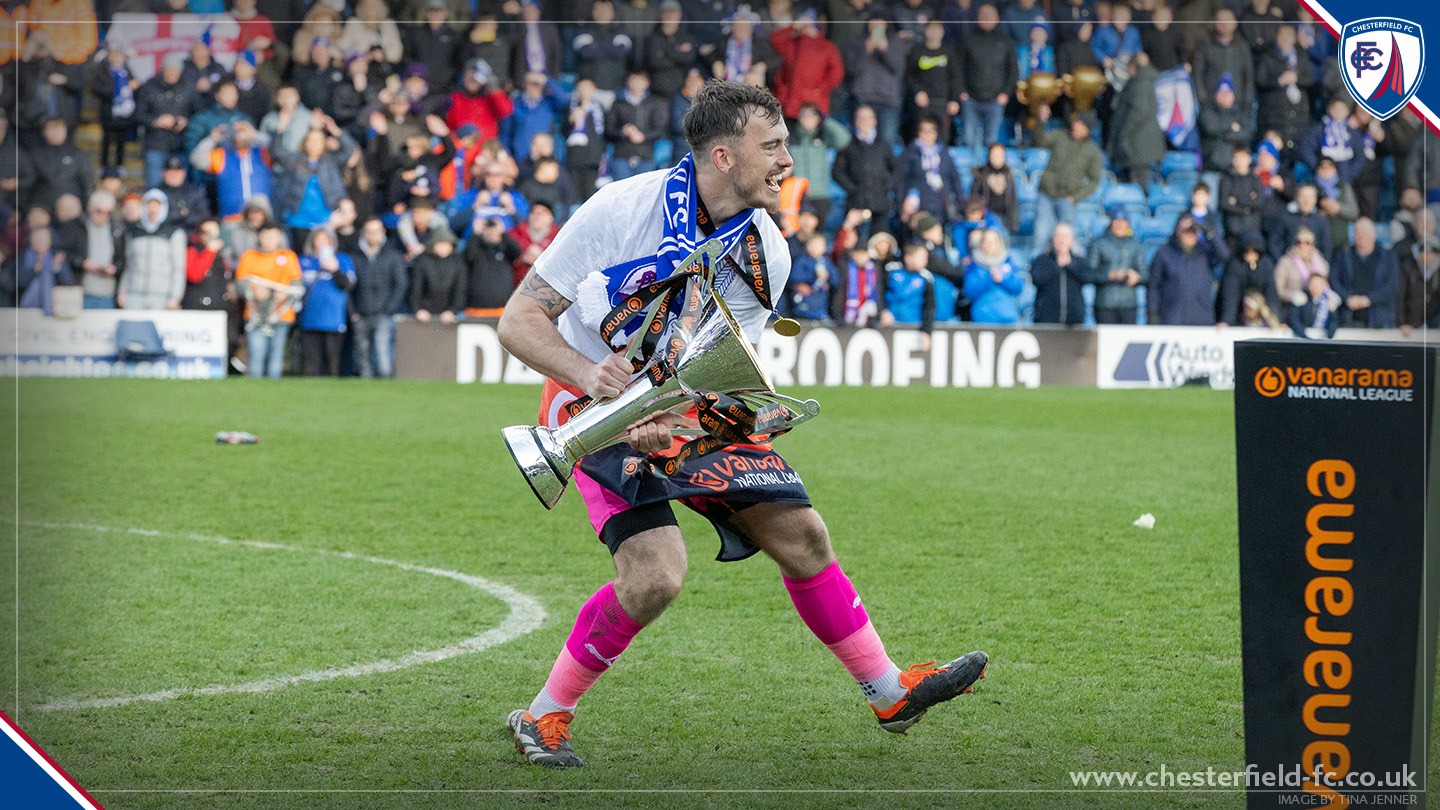 Harry Tyrer for Chesterfield Town lifting a trophy