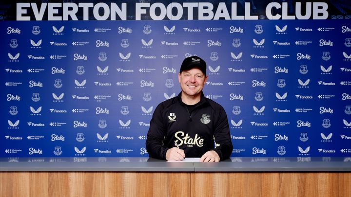 Brian Sorensen Signs Everton Women Contract