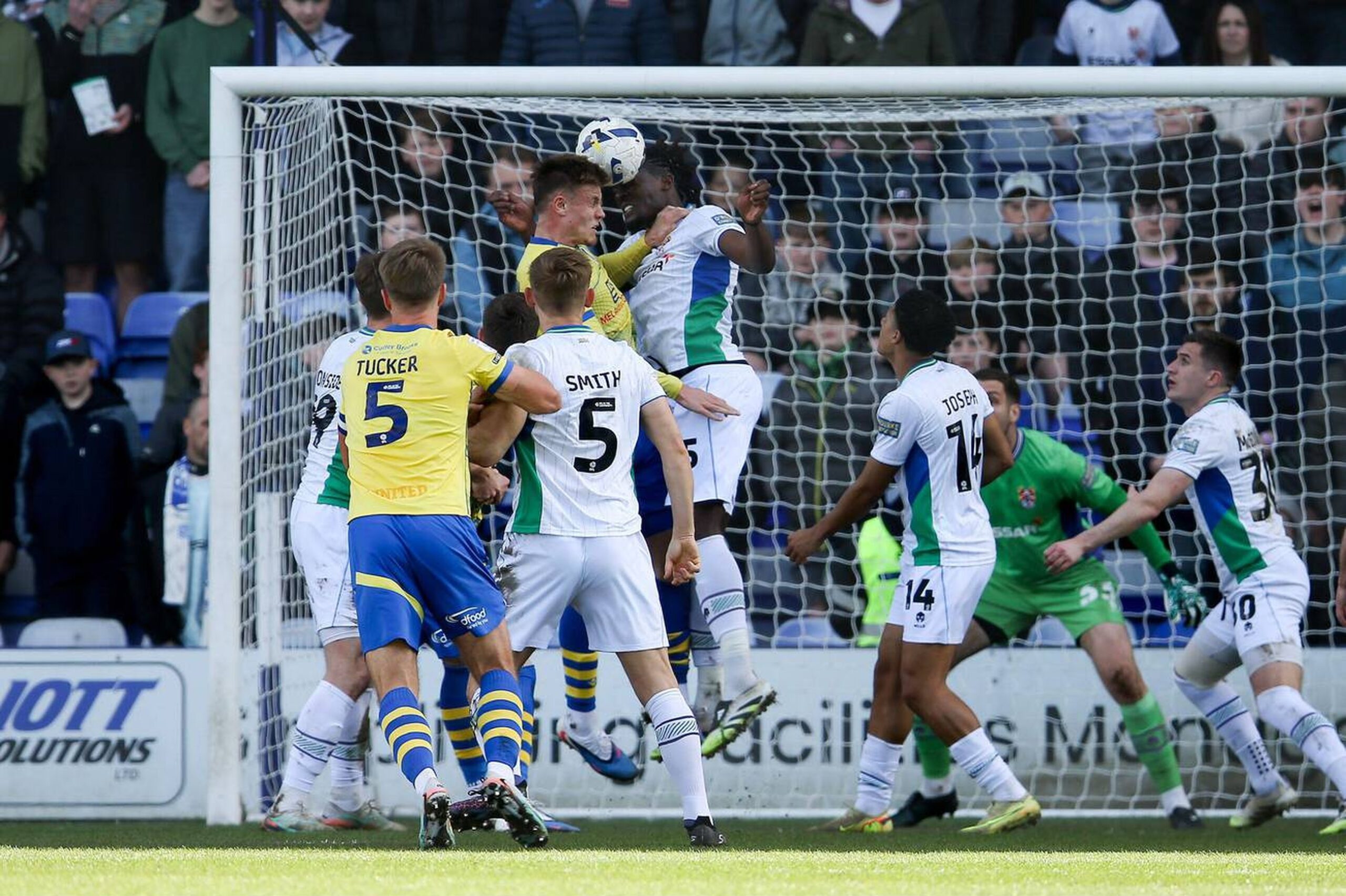 Dixon left out of Stockport’s Wembley squad! Tamen picks up point in Tranmere’s relegation scrap!